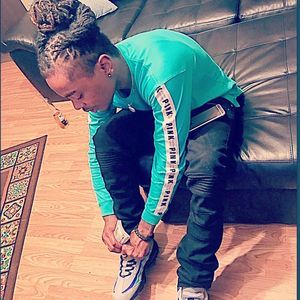 Meet your Posher, Damien